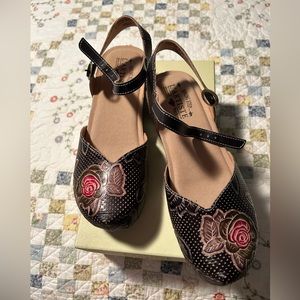 L’Artiste brand new Lizzie Rose Mary Janes Size 39 (8.5)
